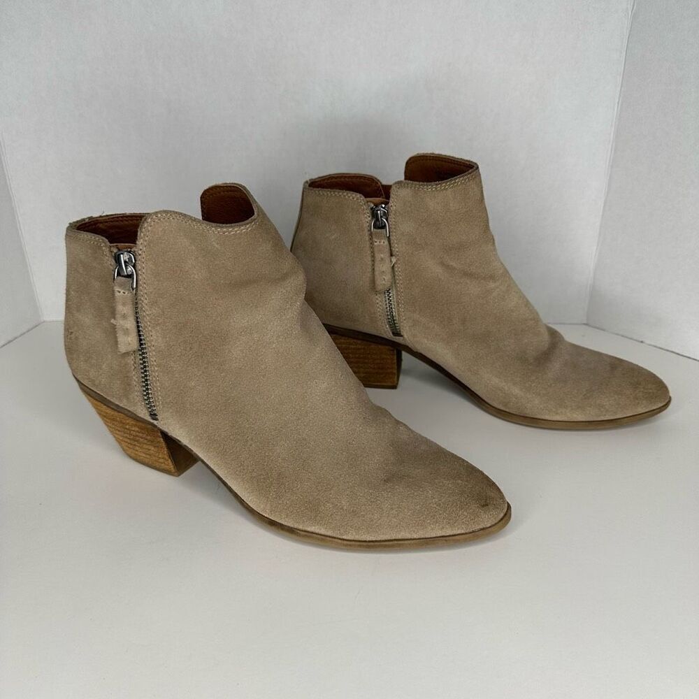 Frye Judith Double Zip Heeled Bootie Suede in Ash Tan size 9.5